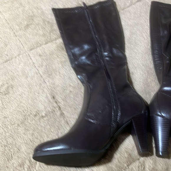 NWB. Never worn. Croft &Barrow knee high boots. Size 7.5 - Picture 3 of 7